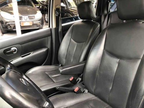 Nissan Livina 2012 1.8 S Flex Aut. 5p