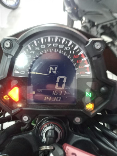 Kawasaki Z 400 2020 Preta