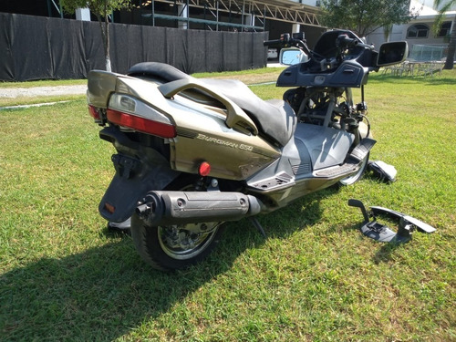 Imagen 3 de 14 de Suzuki Burgman 650 Partes Desarrmo Piezas 2006 Yamaha Honda