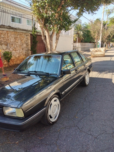 Volkswagen Santana 2000 2.0 4p
