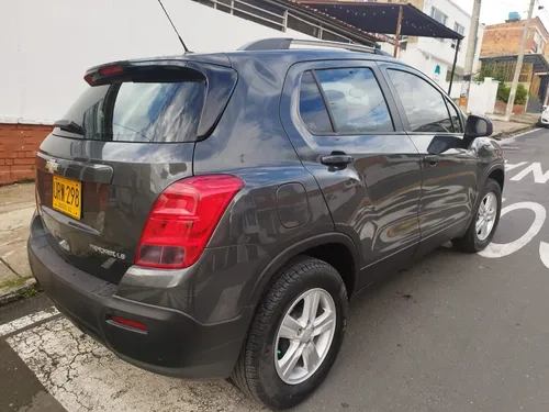Chevrolet Tracker 1.8cc MT AA 4X2