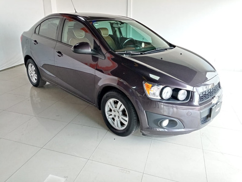 Imagen 3 de 15 de Chevrolet Sonic 2015 1.6 Lt Mt