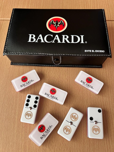 Domino Bacardi Jumbo Blanco + Cubilete Liso + Dados De Poke