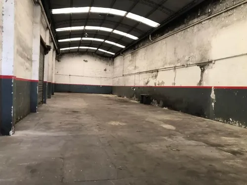 Galpón 560 M2 A M De Ruta 8 Y Av 9 De Julio