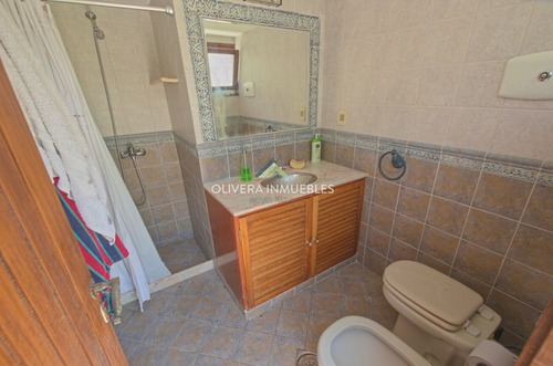 Imagen 23 de 30 de Casa 4 Dormitorios Mansa Con Piscina En Alquiler
