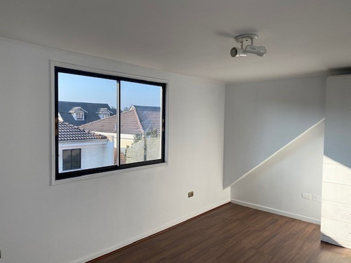 Imagen 23 de 24 de Casa Amplia Dentro De Condominio Excelente Conectividad