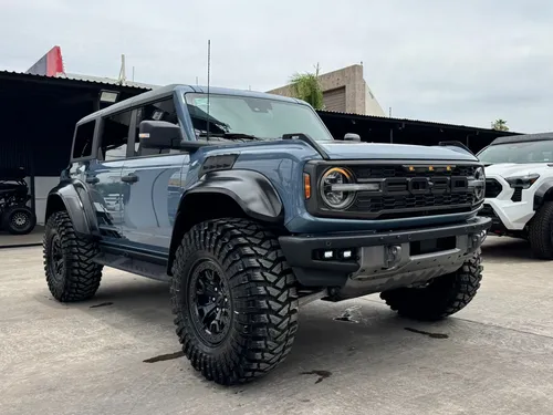Ford Bronco Raptor 2023