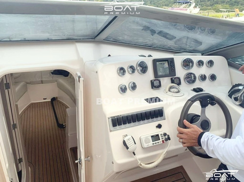 Imagem 6 de 8 de Magnum 39, 2012, 2x Mercruiser 300hp - Cimitarra - Sedna
