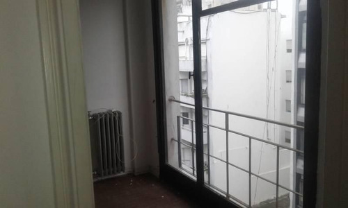 Av Corrientes 2200 Balvanera Oficina 28m2 U$44.000