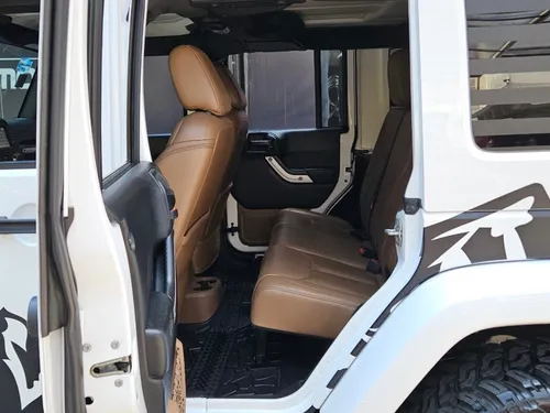 Jeep Wrangler 3.7 Unlimited Sahara 3.6 4x4 At
