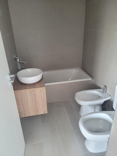 Imagen 11 de 25 de Departamento 2 Ambientes En Venta - Olivos