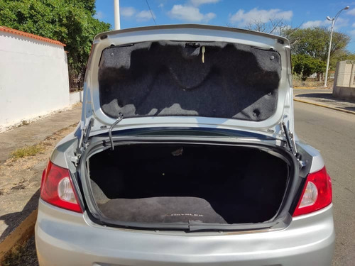 Imagen 6 de 14 de Chrysler Sebring