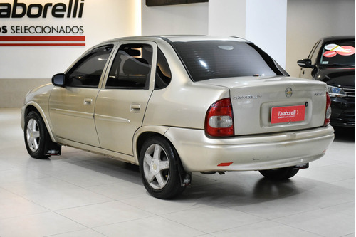 Chevrolet Corsa Classic 1.6 Gl Aa Super