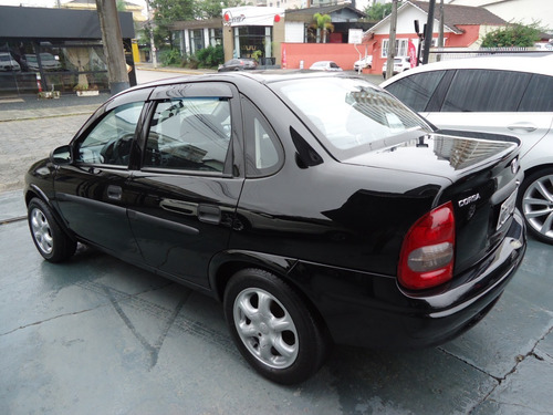 Imagem 4 de 10 de Chevrolet Corsa Sedan Classic 1.0 4p Raridade Ano 2003