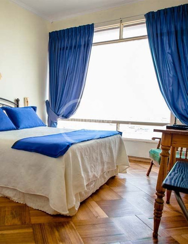 Casa En Venta De 14 Dorm. En Coquimbo