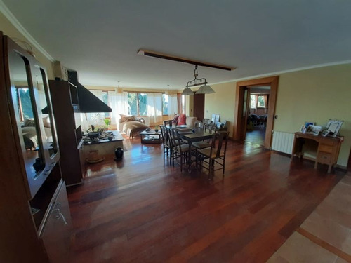 Imagen 6 de 17 de Ideal Hostel/hosteria 5 Dorm Vista Al Lago Jardin