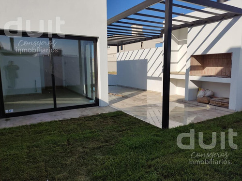 Imagen 8 de 13 de Duplex De 2 Dormitorios! Oportunidad De Inversion! Varias Opciones En Barrios.