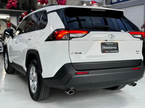 Toyota RAV4 2.5 Xle 4wd At 204 hp