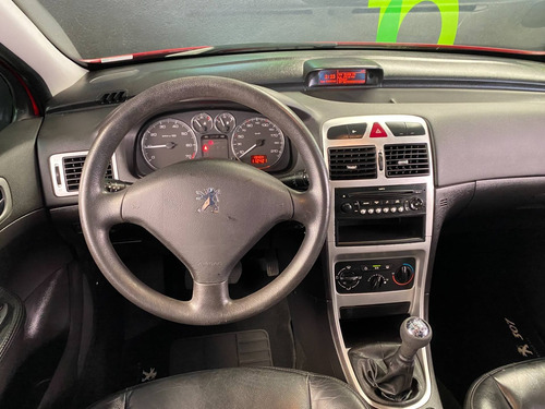 Peugeot 307 1.6 Presence Pack 16v Flex 4p Manual