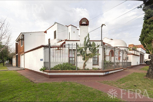 Venta Casa 4 Ambientes Con Quincho Y Cochera En Don Bosco