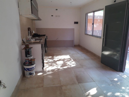 Imagen 4 de 7 de Venta En Bloque De Dos Departamentos En Cabrera Al 1200