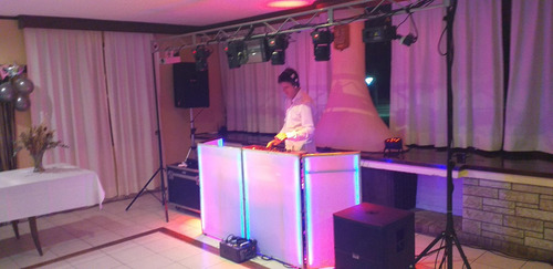 Dj Disc Jockey Sonido Iluminación Pantalla Gigante