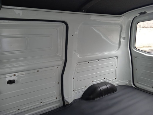 Imagen 6 de 13 de Chevrolet N300 Max Cargo