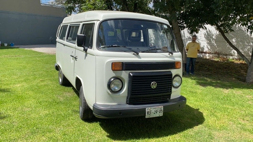 Imagen 3 de 11 de Volks Waguen Combi