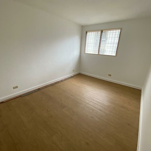 Imagen 6 de 13 de Caurimare, Vendo Apto Actualizado 3hab,2baños 1 Estaciónamie