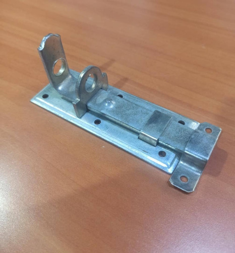 Imagen 2 de 2 de Pasador Porta Candado 6