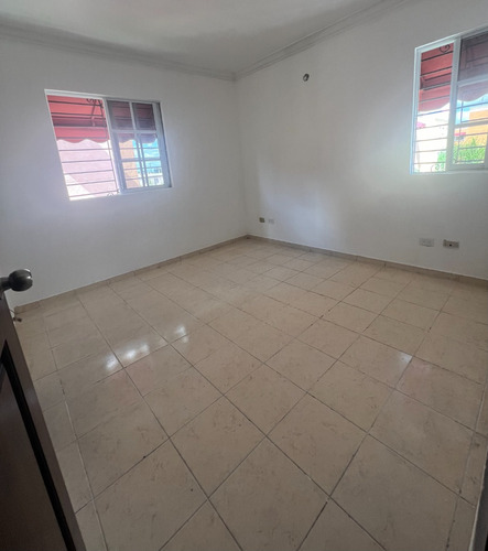 Apartamento En Venta En Ciudad Real 2, Av. República De Colombia