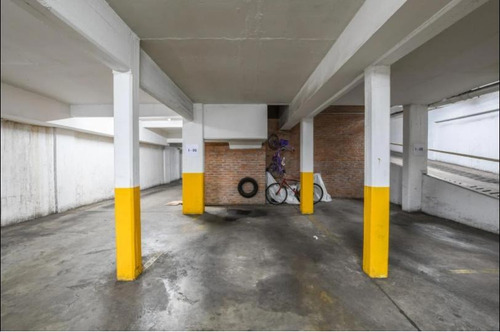 Imagen 2 de 2 de Cochera En Venta En El Centro De Rosario