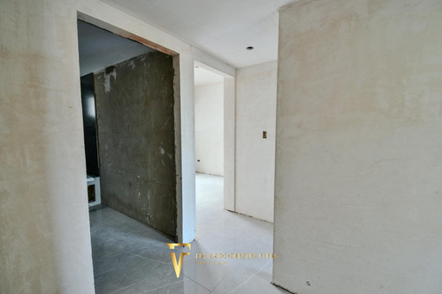 Venta Mataderos Departamento 4 Ambientes Balcon Categoria