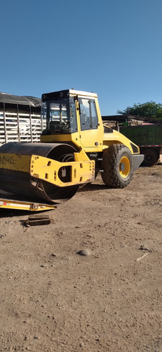 Marca Boag, Modelo Bw 211 D-4, Año 2006, Horas Uso: 7500.