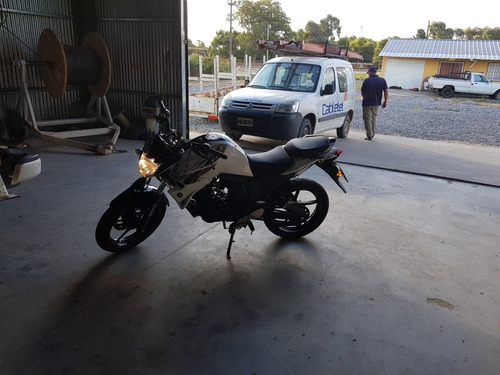 Yamaha Fz S