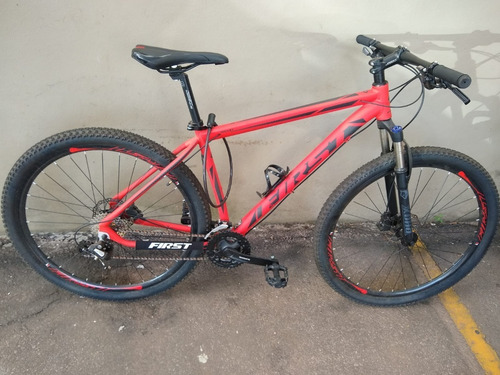 Imagem 1 de 4 de Bicicleta First- 24v Shimano