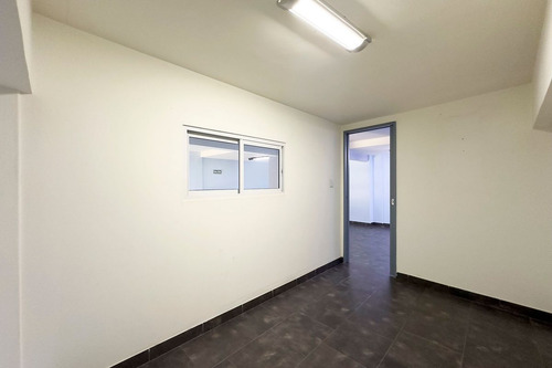 Venta Local Sobre Av. San Juan Constitucion