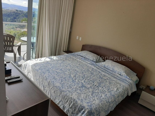 Imagen 12 de 16 de En Alquiler Bello Apartamento Alto Hatillo Mls #22-16554