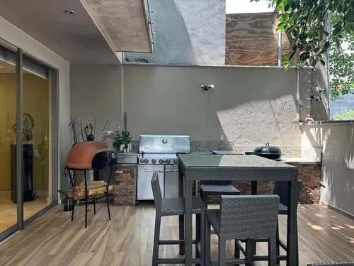 Casa En Venta En Lomas De Tecamachalco
