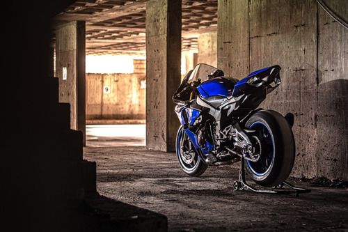 Imagen 20 de 24 de Yamaha R1 2019 - Yzf R1 - Única Por Su Estado!