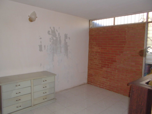 Imagen 5 de 11 de Vendo En Palo Alto, 102 Metros De Terreno Aprox., 62 De Construcción Aprox., Tres Hab. Un Baño. Información 0412 5516099 Y 0412 5537150.
