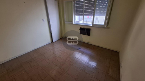 Casa En Lote Propio Con Patio Y Terraza