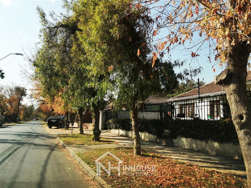 Casa En Venta En Macul