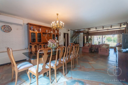 Imagen 9 de 30 de Punta Del Este, Casa En Mansa, 4 Dormitorios Y Piscina.