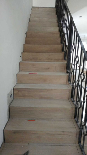 Imagen 2 de 10 de Colocador De Ceramicas Y Porcelanato