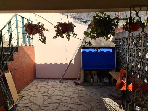 Imagen 4 de 11 de Casa 3 Ambientes Con Cochera Y Patio Con Parrilla