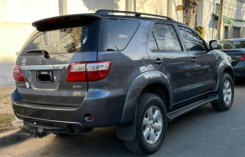 Toyota SW4 3.0 I Srv At C/cuero 4x4 (2009)