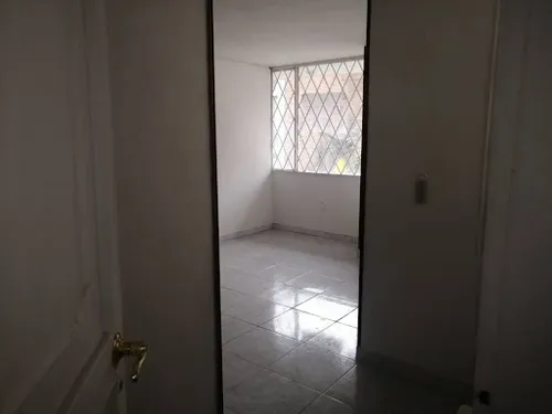Apartaestudio En Arriendo Las Aguas 172-1628