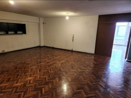 Imagen 4 de 11 de Venta Apartamento De Dos Ambientes En Centro 90 M2