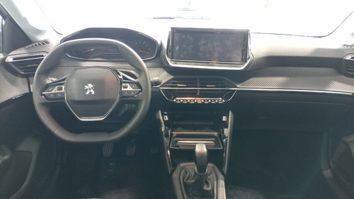 Imagen 18 de 22 de Peugeot 208 1.6 Style - Avec Peugeot